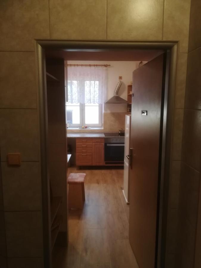 Apartmany Pod Baruncinou Skolou Česká Skalice Bagian luar foto