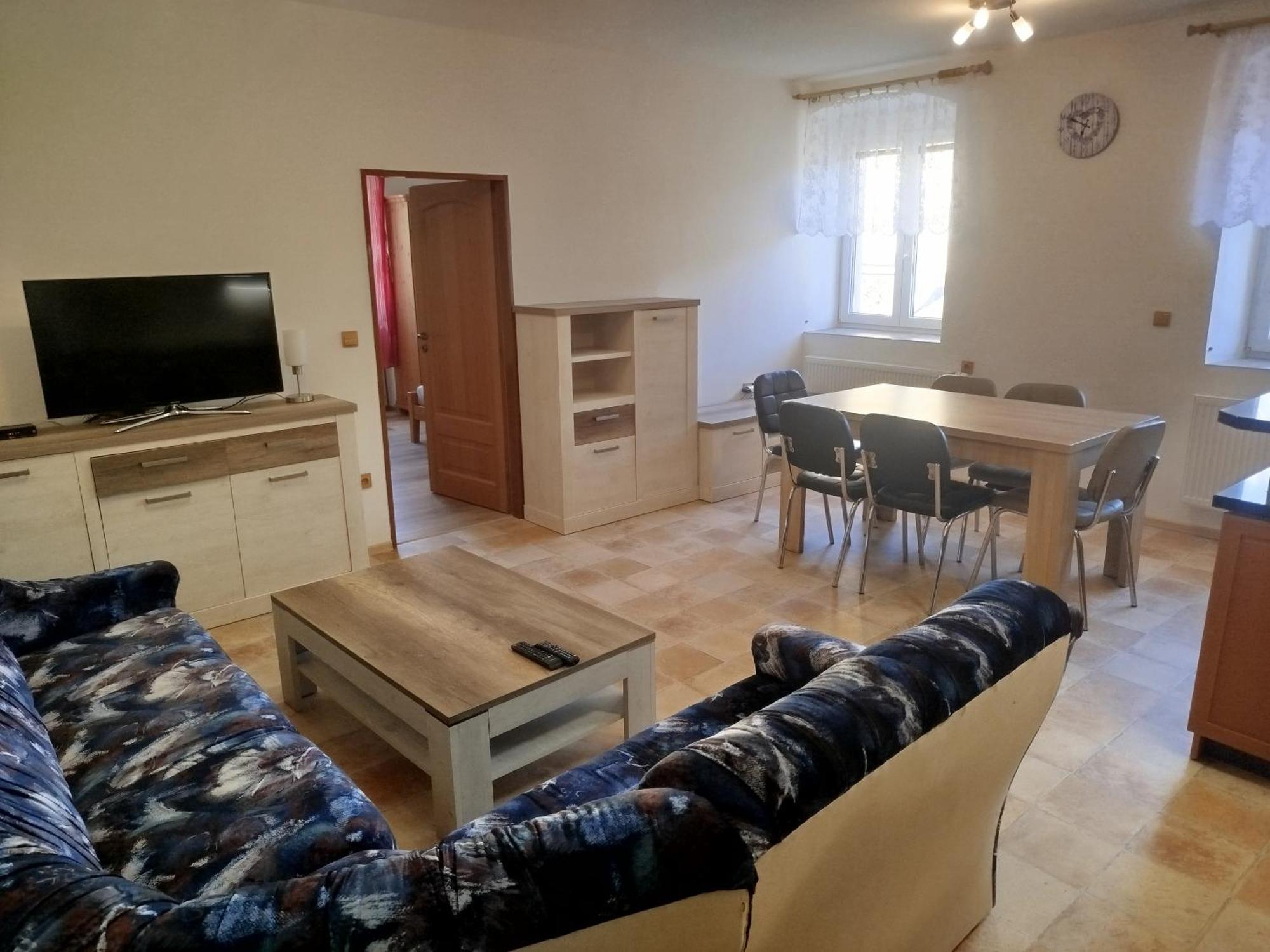 Apartmany Pod Baruncinou Skolou Česká Skalice Bagian luar foto