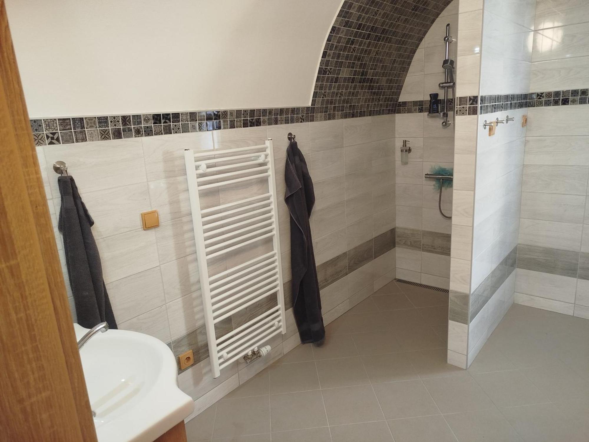 Apartmany Pod Baruncinou Skolou Česká Skalice Bagian luar foto