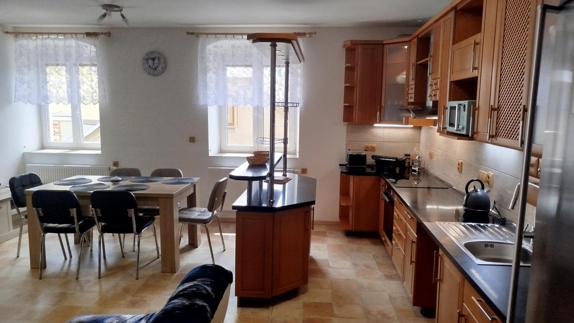 Apartmany Pod Baruncinou Skolou Česká Skalice Bagian luar foto