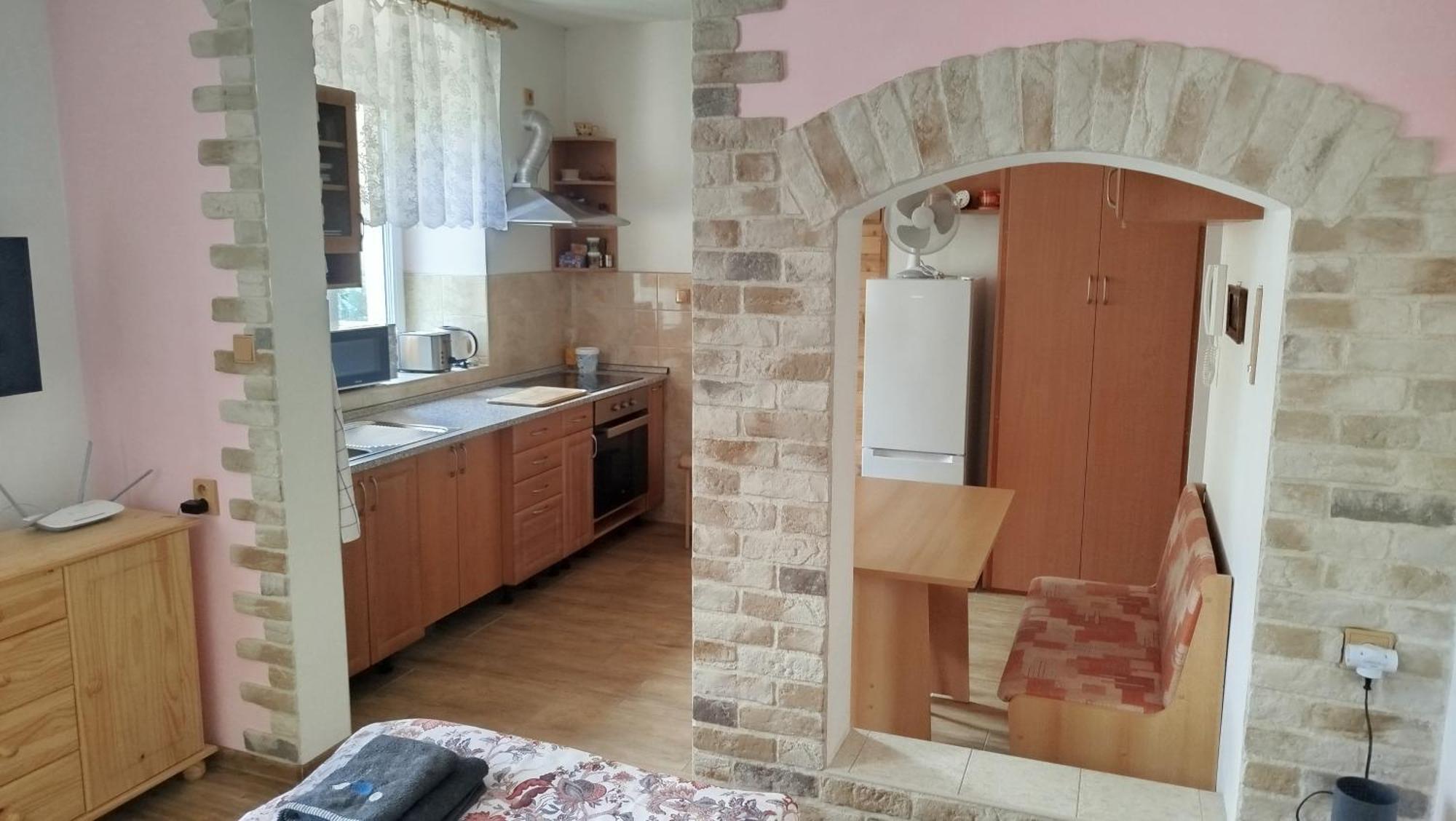 Apartmany Pod Baruncinou Skolou Česká Skalice Bagian luar foto